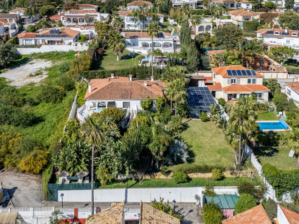 Detached Villa Marbella Málaga - image 47