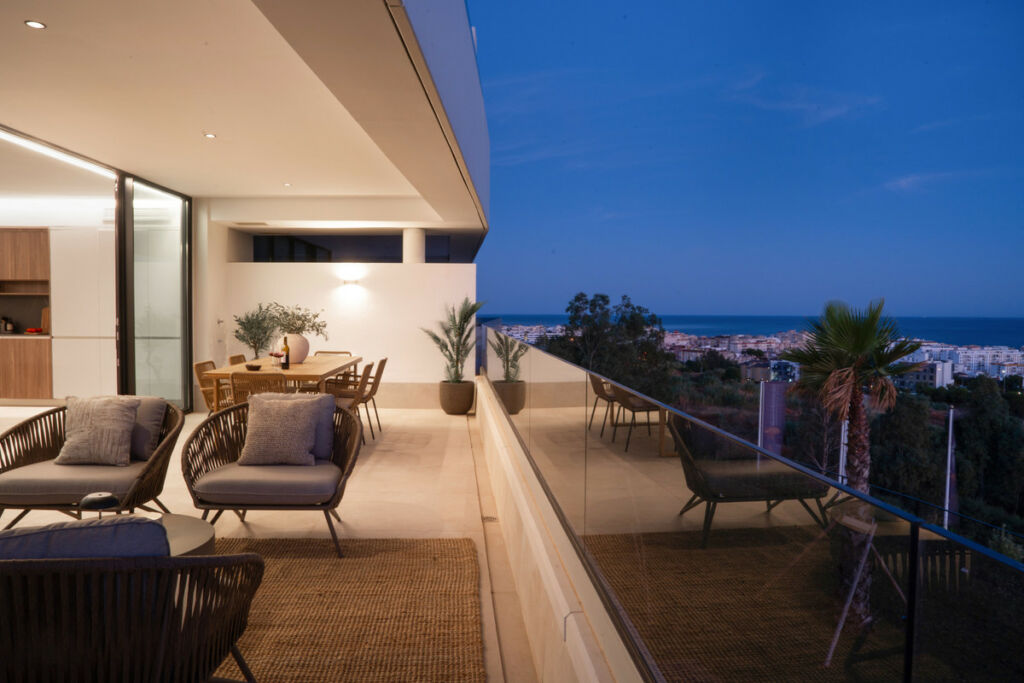 Middle Floor Apartment Estepona Málaga - image 48