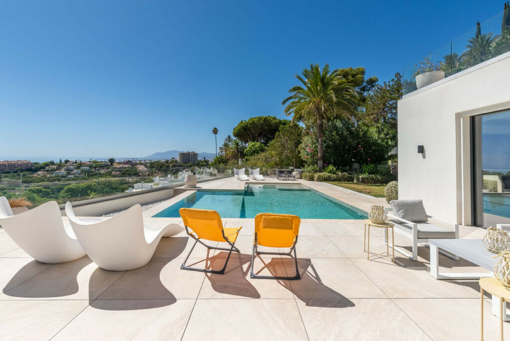 Detached Villa Río Real Málaga - image 49