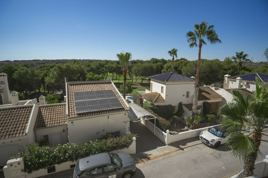 Detached Villa Las Ramblas Golf Alicante - image 48