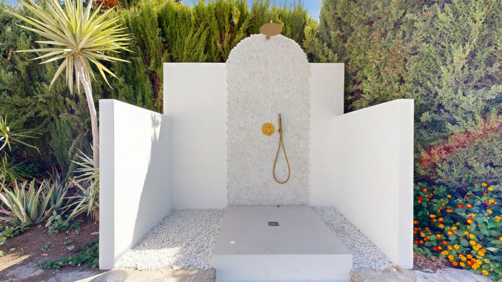 Detached Villa Estepona Málaga - image 48