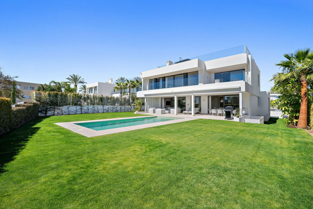 Detached Villa Cancelada Málaga - image 48