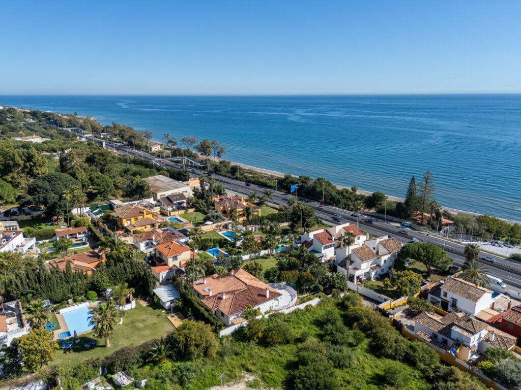 Detached Villa Marbella Málaga - image 48