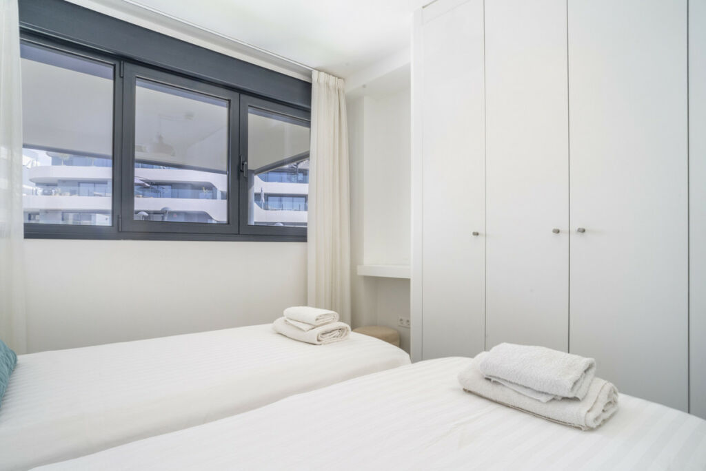 Middle Floor Apartment Estepona Málaga - image 49