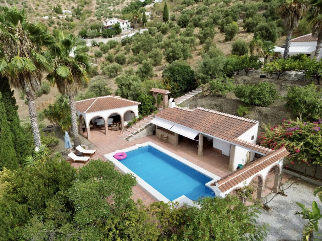 Detached Villa Canillas de Albaida Málaga - image 49