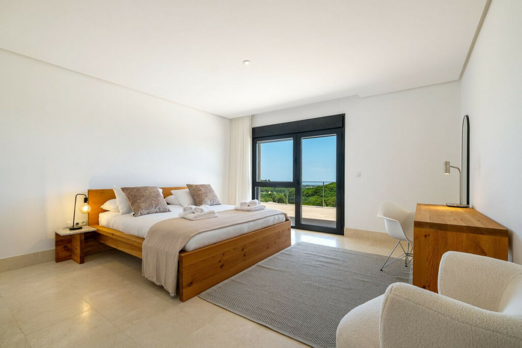 Detached Villa Sotogrande Cádiz - image 49