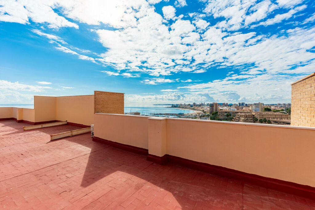 Middle Floor Apartment El Campello Alicante - image 49