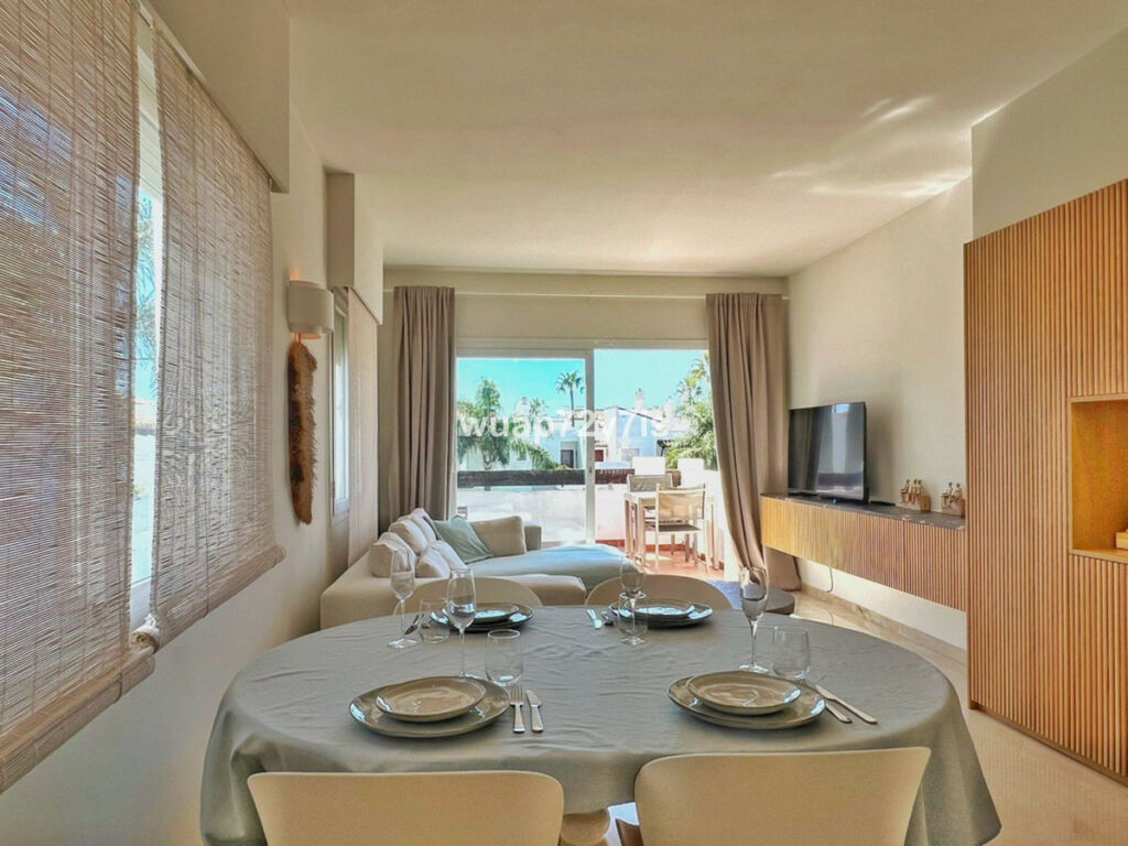 Penthouse Costalita Málaga - image 5