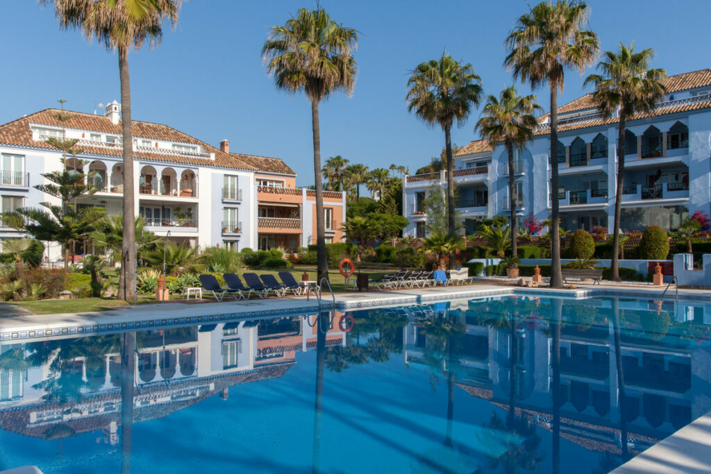 Ground Floor Apartment Casares Playa Málaga - image 5
