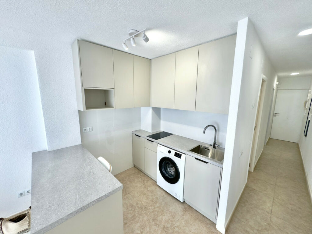 Ground Floor Apartment Guardamar del Segura Alicante - image 5