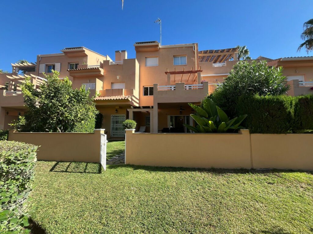 Ground Floor Apartment Carib Playa Málaga - image 5