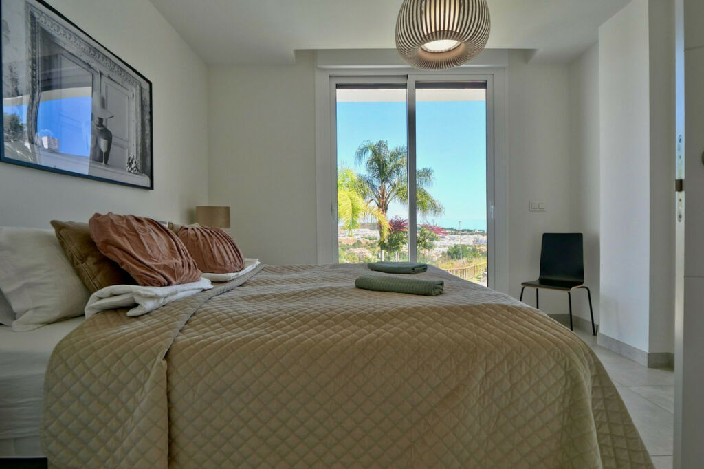 Middle Floor Apartment La Cala de Mijas Málaga - image 5