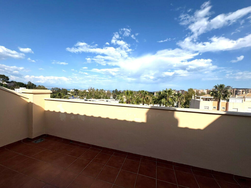 Townhouse Torremolinos Málaga - image 5