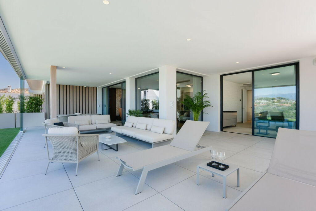 Ground Floor Apartment Cabopino Málaga - image 5