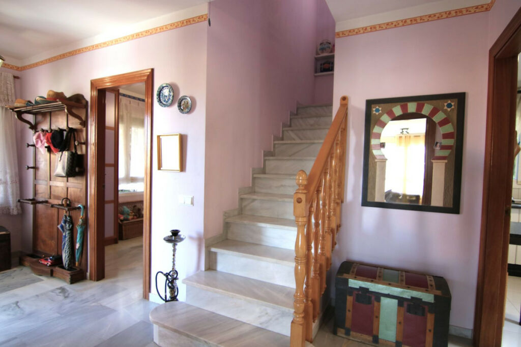 Detached Villa Coín Málaga - image 5