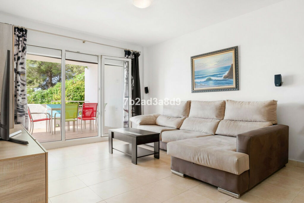 Ground Floor Apartment Selwo Málaga - image 5