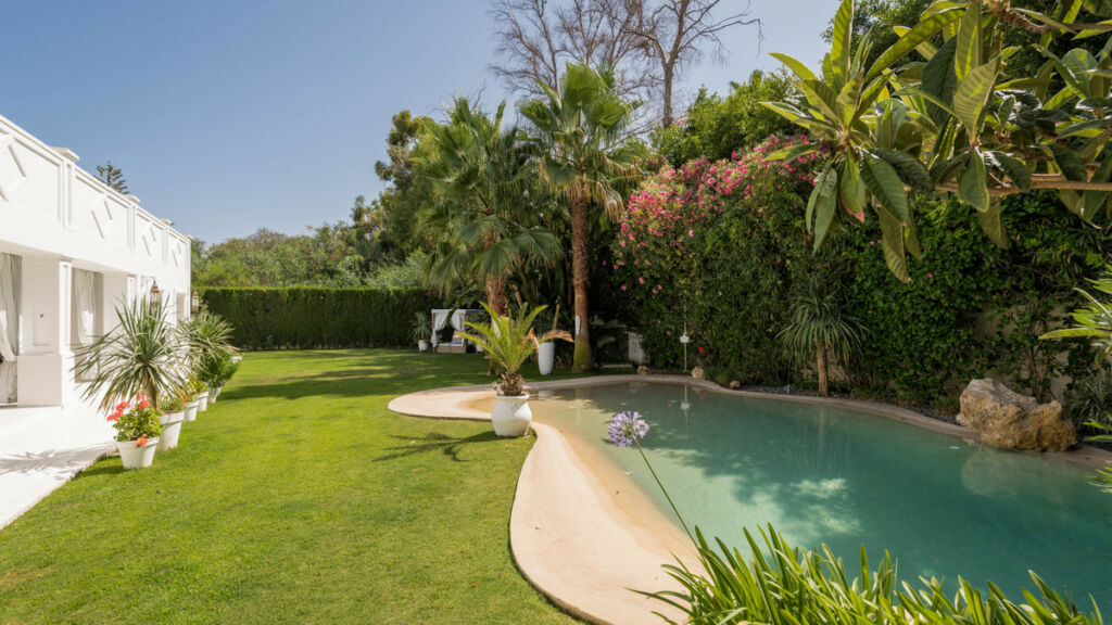 Detached Villa Atalaya Málaga - image 5