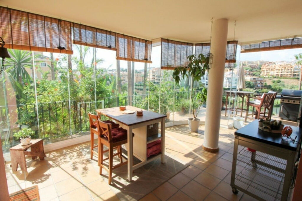 Ground Floor Apartment Miraflores Málaga - image 5
