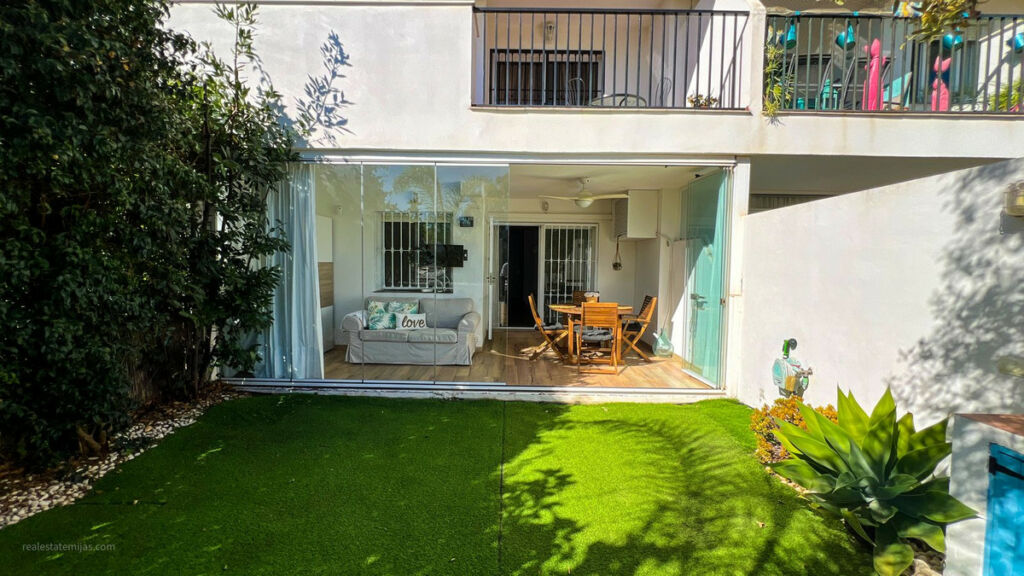 Ground Floor Apartment La Cala de Mijas Málaga - image 5