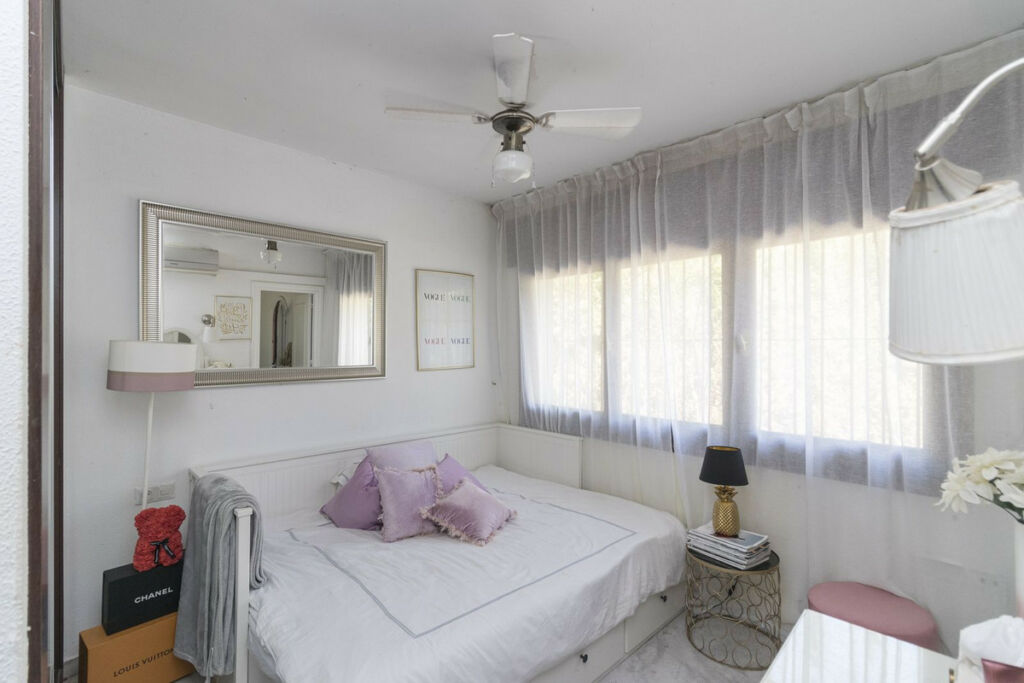 Detached Villa El Rosario Málaga - image 5