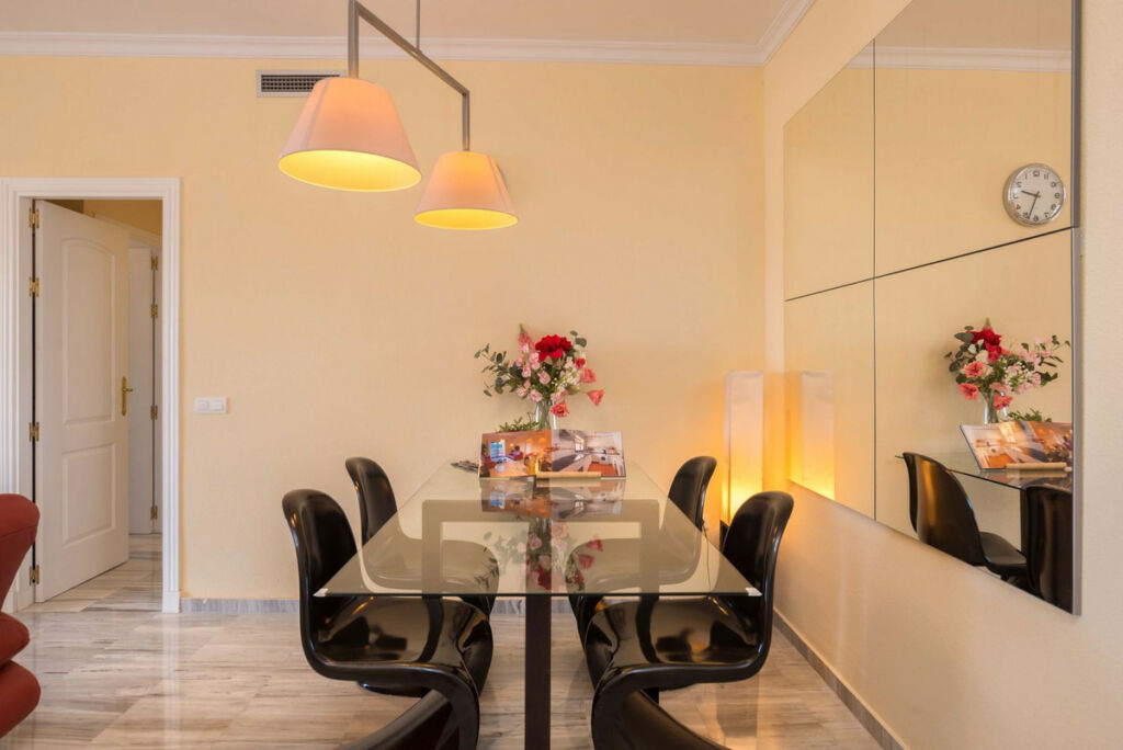 Middle Floor Apartment Alhaurin Golf Málaga - image 5