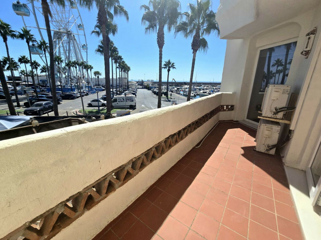Middle Floor Apartment Benalmadena Costa Málaga - image 5