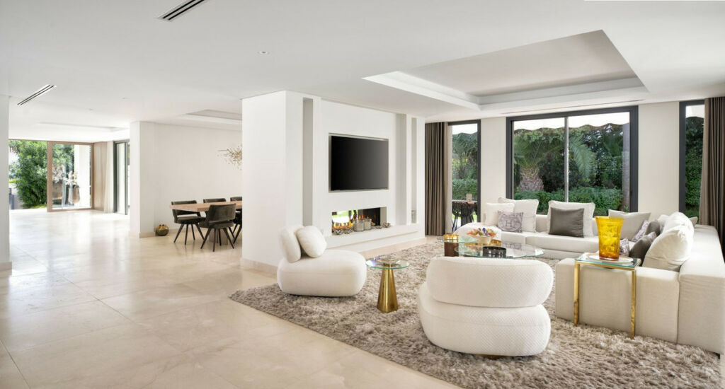 Detached Villa Marbesa Málaga - image 5