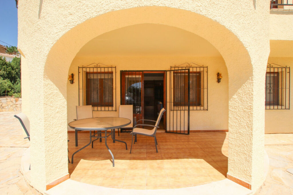 Detached Villa Calpe Alicante - image 5
