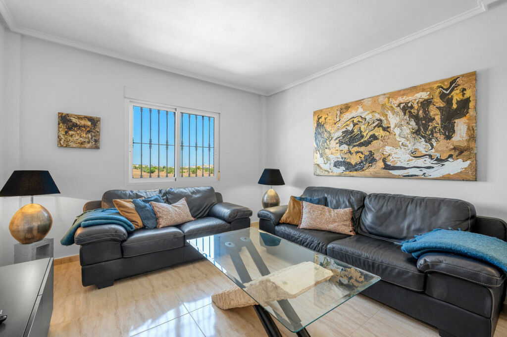 Penthouse Villamartin Alicante - image 5