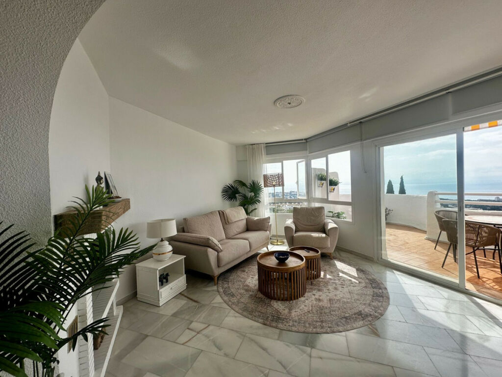 Penthouse Calahonda Málaga - image 5