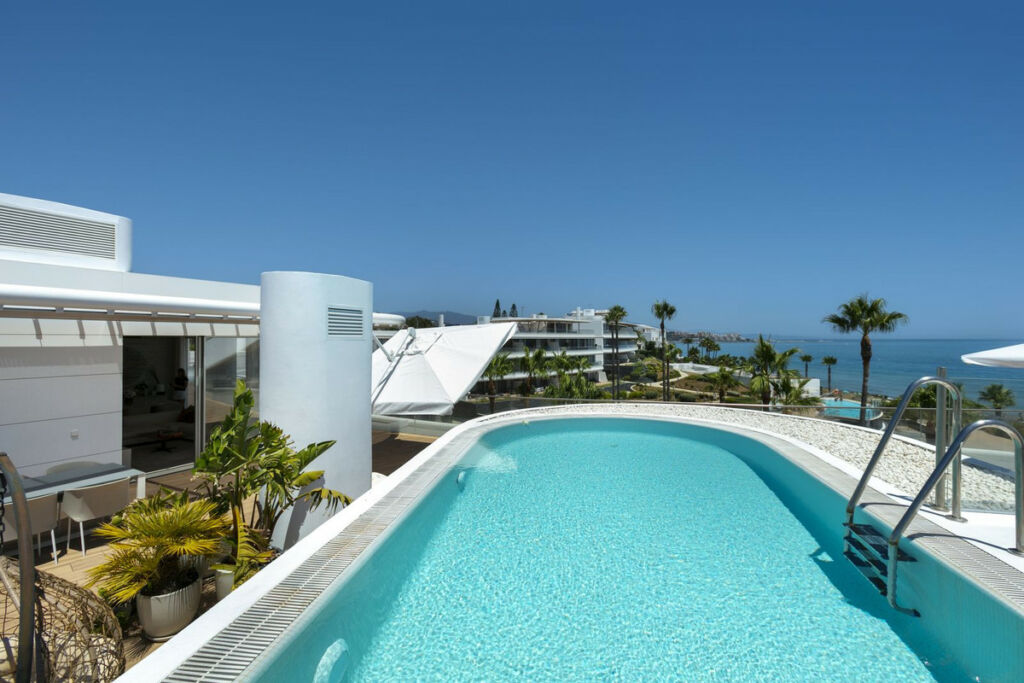 Penthouse Estepona Málaga - image 5