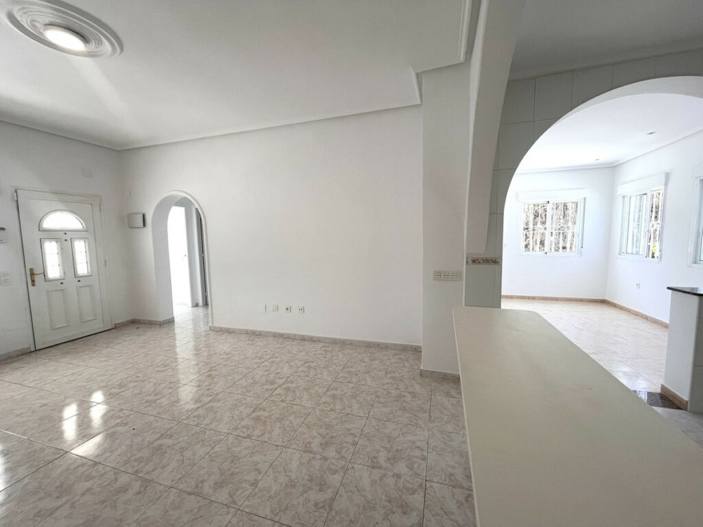 Detached Villa Rojales Alicante - image 6