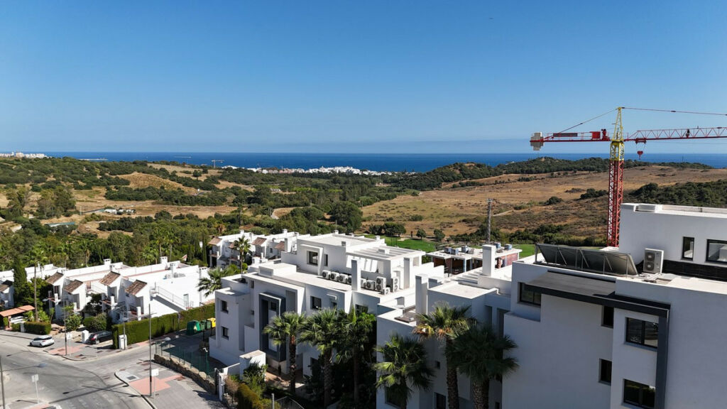 Ground Floor Apartment Estepona Málaga - image 5
