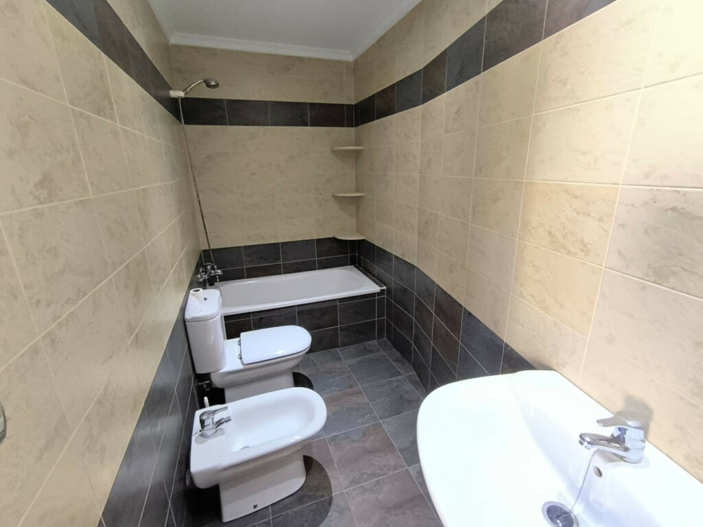 Ground Floor Apartment Sax Alicante - image 5