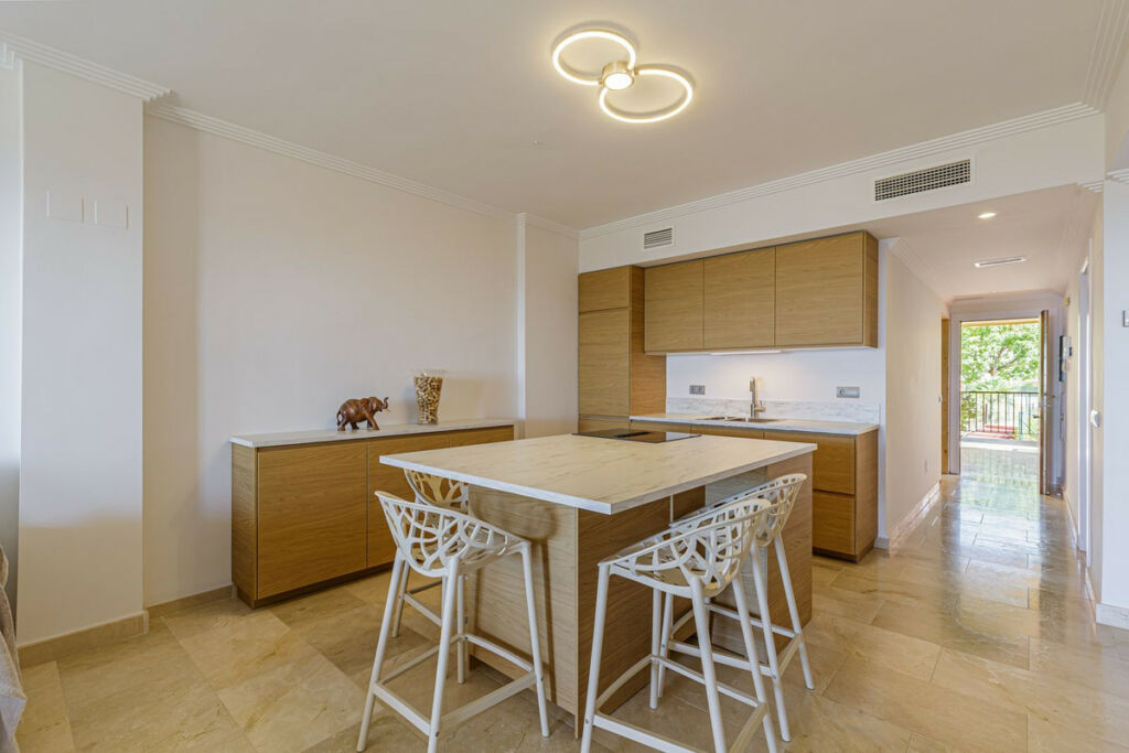 Ground Floor Apartment Benahavís Málaga - image 5