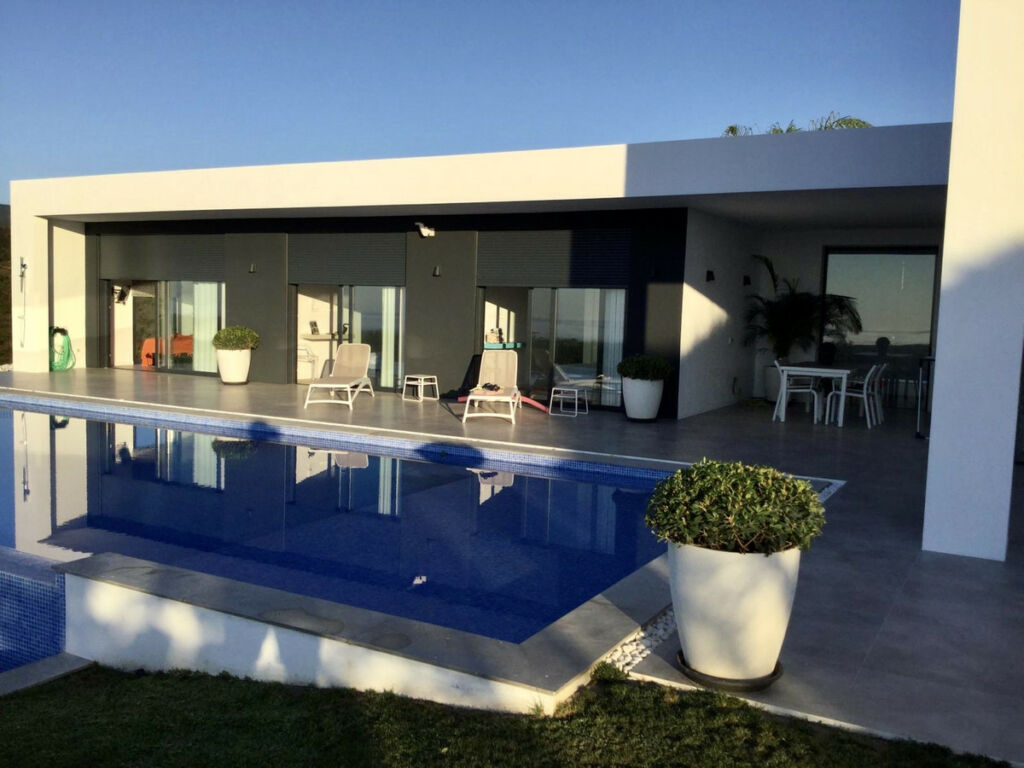 Detached Villa Benahavís Málaga - image 5
