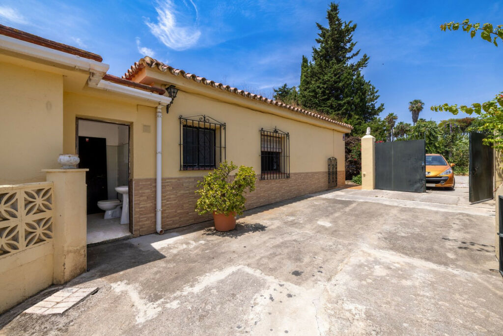 Finca - Cortijo Estepona Málaga - image 5