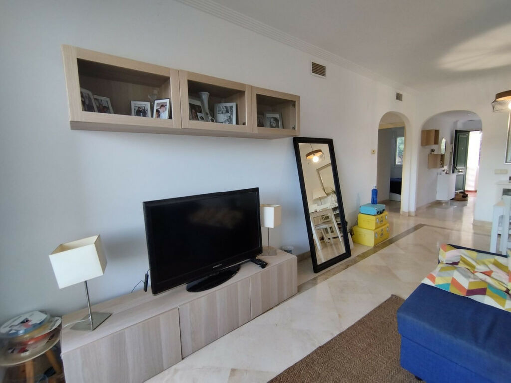 Middle Floor Apartment La Cala de Mijas Málaga - image 5