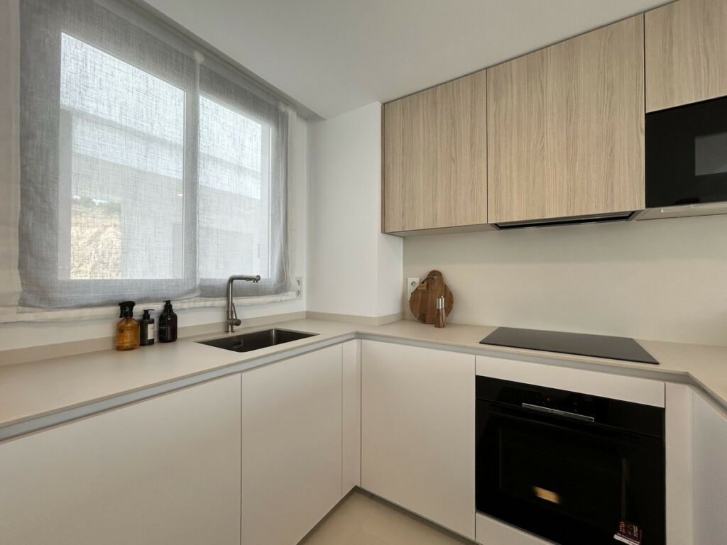Penthouse Fuengirola Málaga - image 5