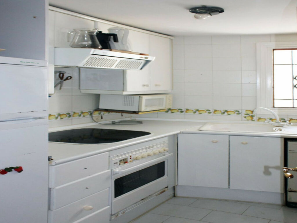 Townhouse Guadalmina Baja Málaga - image 5