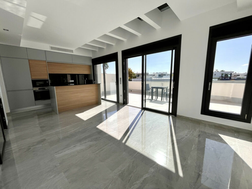 Detached Villa San Pedro del Pinatar Murcia - image 5