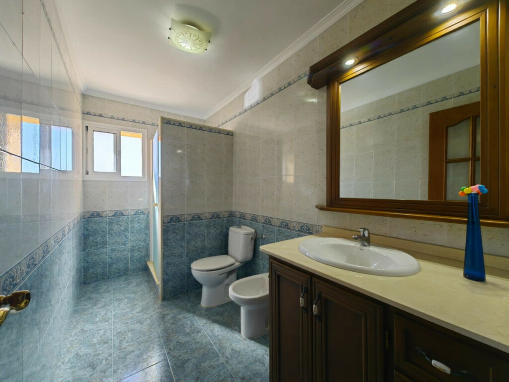 Middle Floor Apartment San Pedro de Alcántara Málaga - image 5