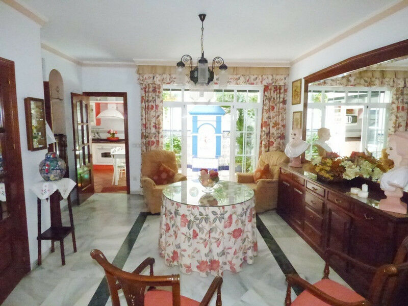 Townhouse Marbella Málaga - image 5