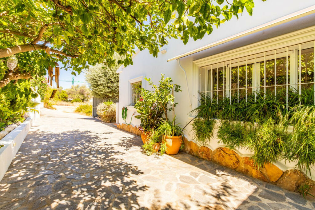 Detached Villa Benissa Alicante - image 5