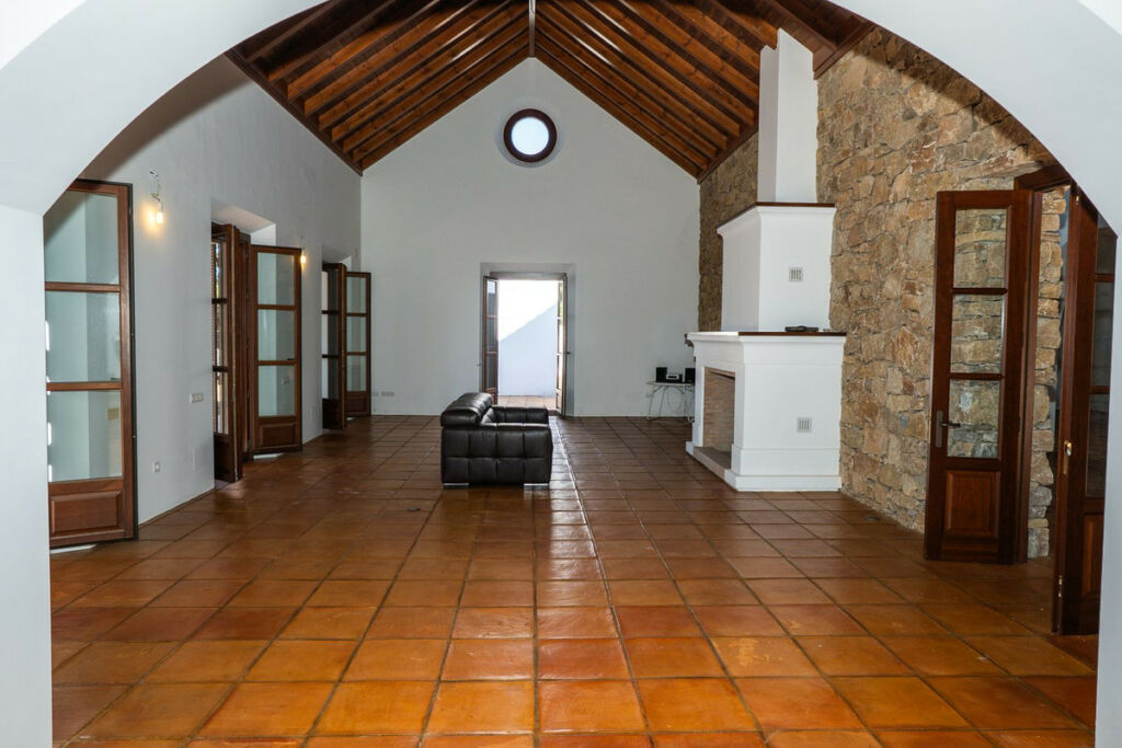 Detached Villa Gaucín Málaga - image 5
