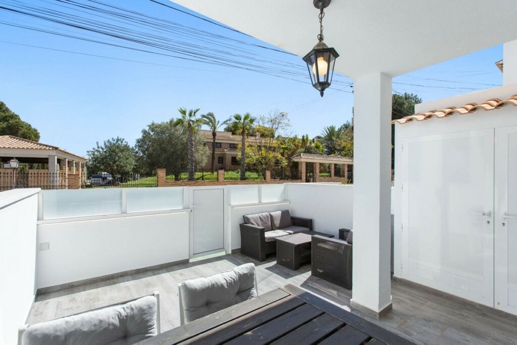 Semi-Detached House Lago Jardin Alicante - image 5