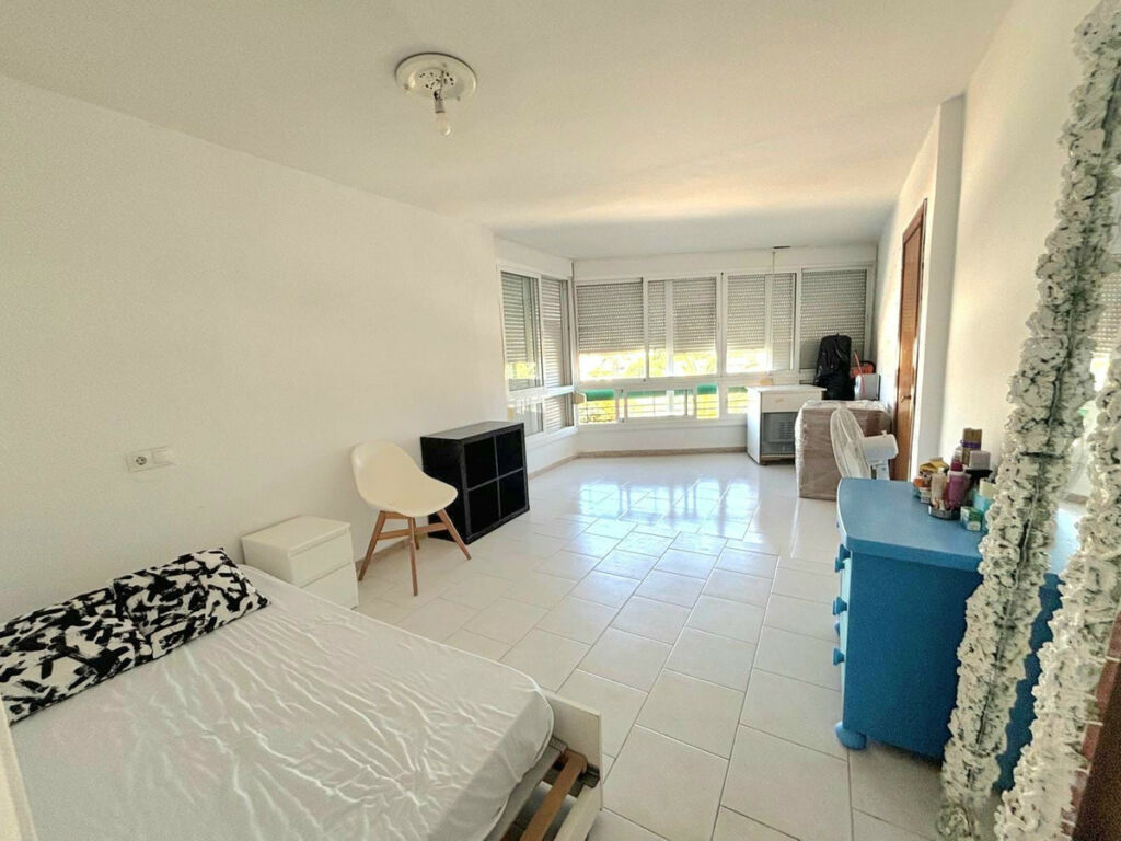 Middle Floor Apartment Torremolinos Málaga - image 5
