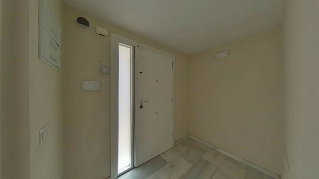Townhouse Calahonda Málaga - image 5