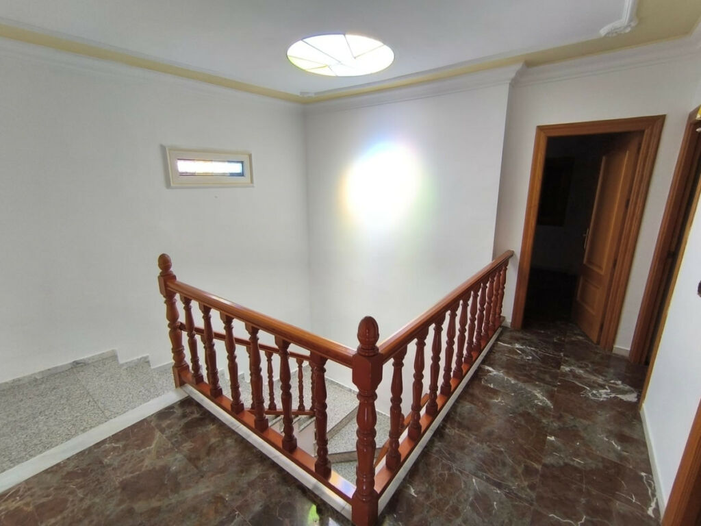 Townhouse Sax Alicante - image 5