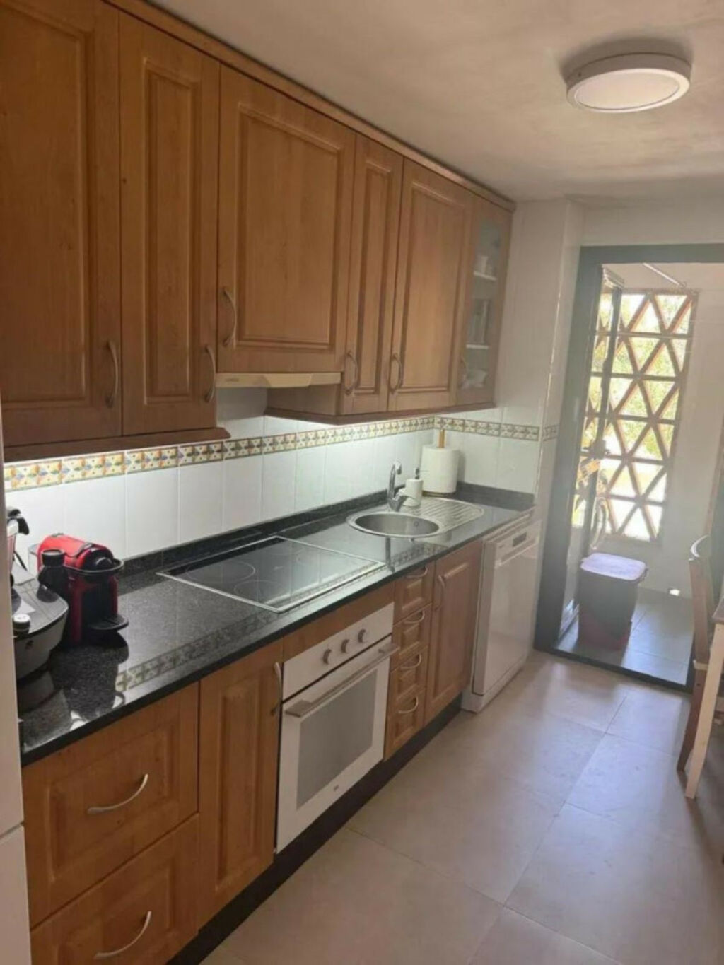 Middle Floor Apartment Selwo Málaga - image 5